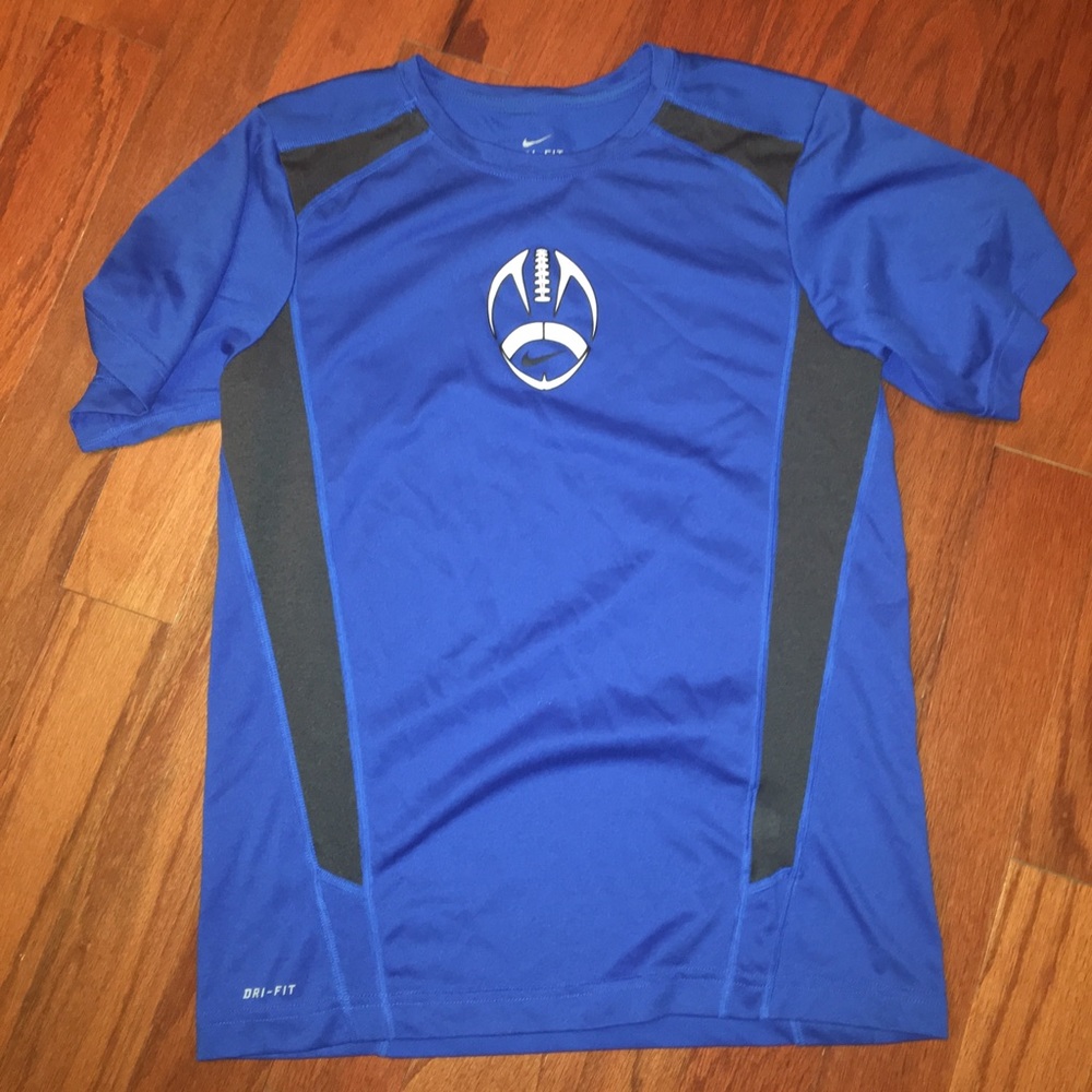 Boys Large Nike Dri-Fit T-shirt